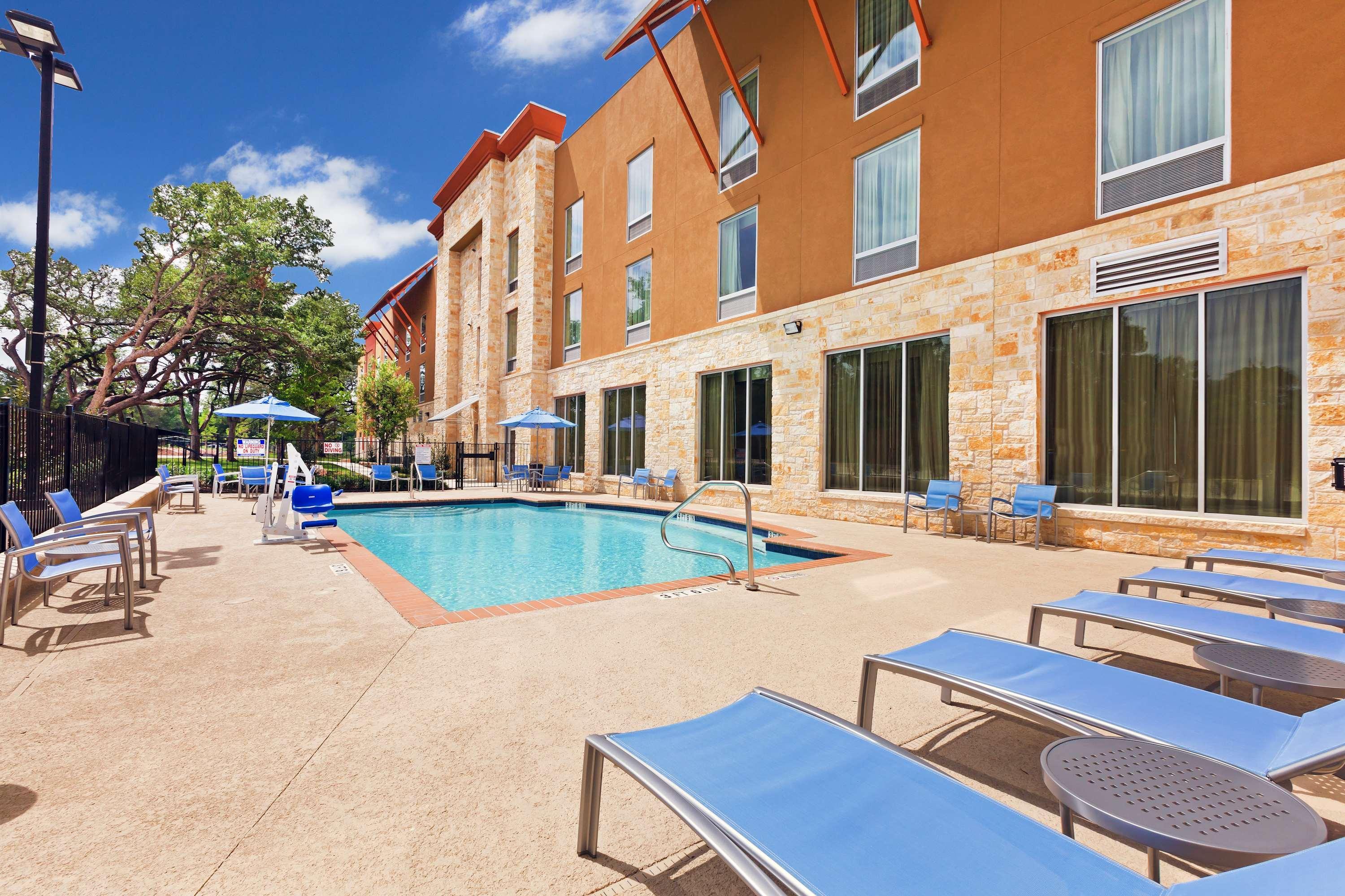 Hampton Inn Austin Oak Hill Dış mekan fotoğraf